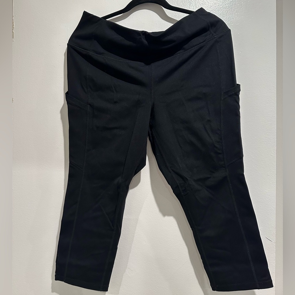Torrid Active Size 1